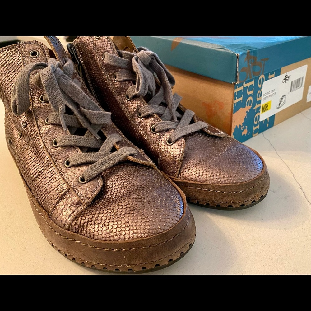 OTBT Round Trip Grey Pewter Travel Sneakers